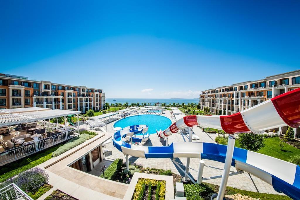Premier Fort Beach - Premium Apartments Sveti Vlas Eksteriør billede