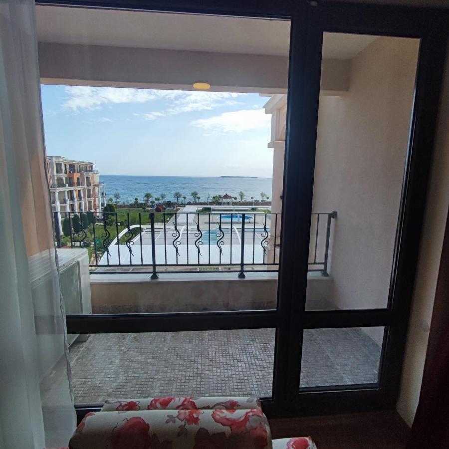 Premier Fort Beach - Premium Apartments Sveti Vlas Eksteriør billede