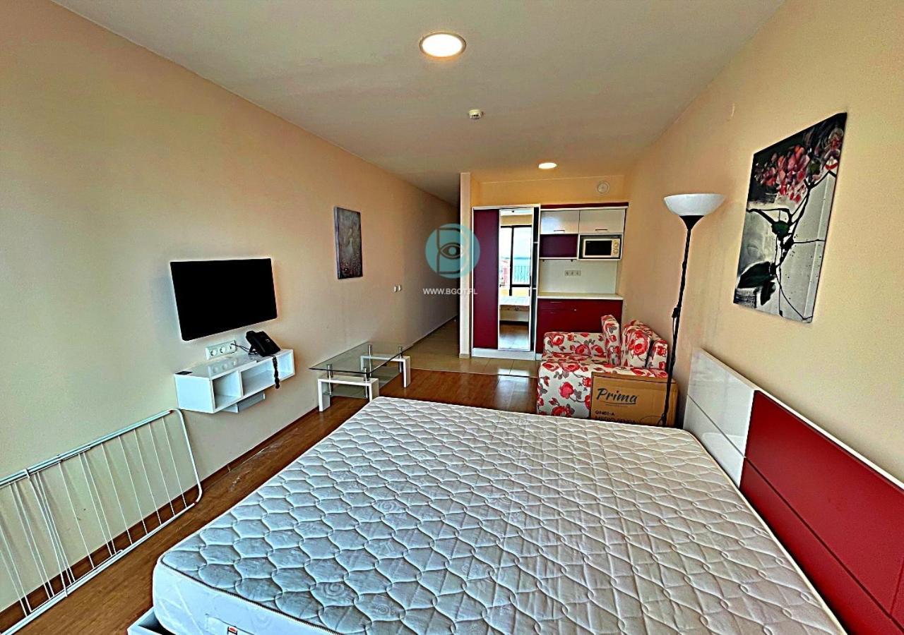 Premier Fort Beach - Premium Apartments Sveti Vlas Eksteriør billede
